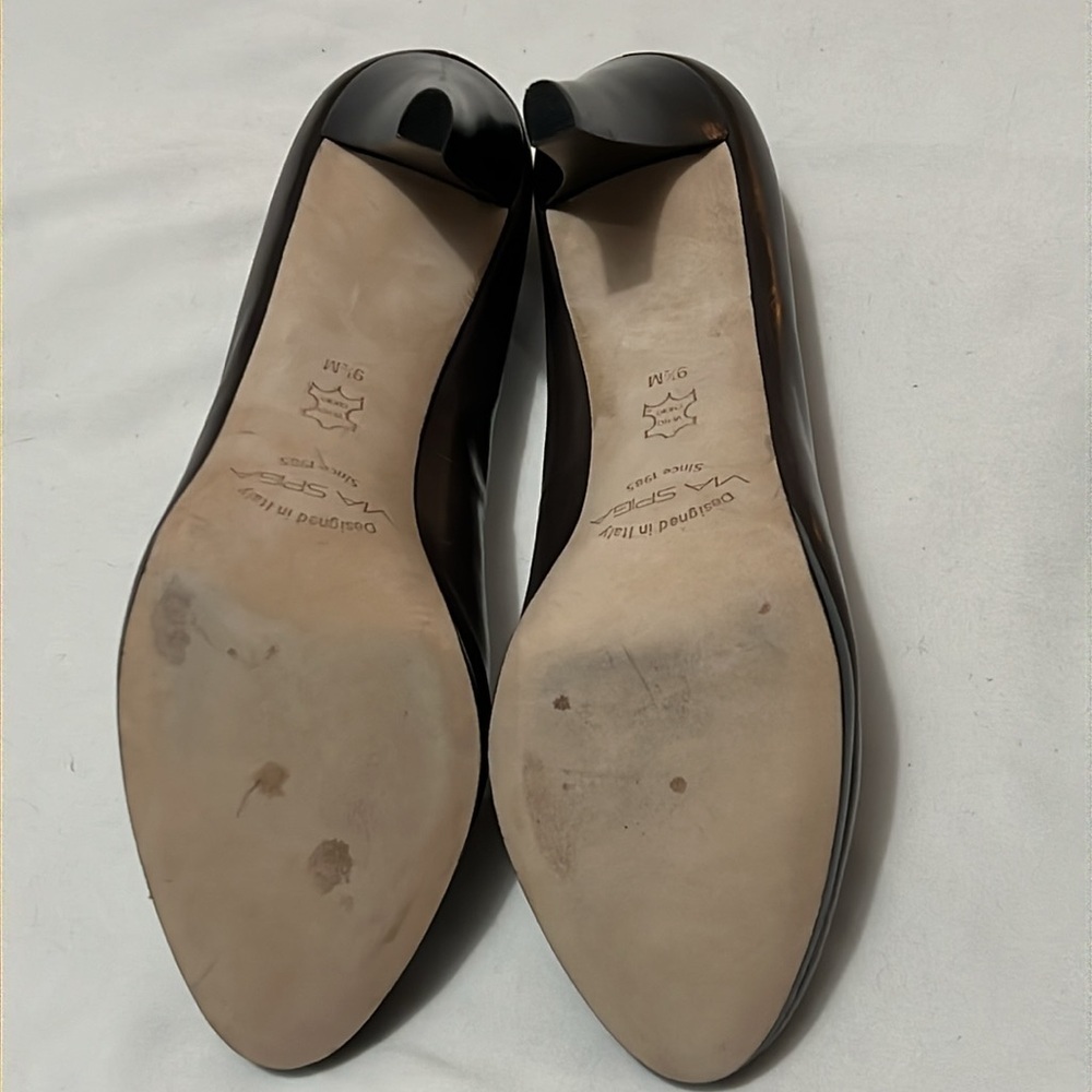 Via Spiga Chocolate Leather Heels - Picture 8 of 9